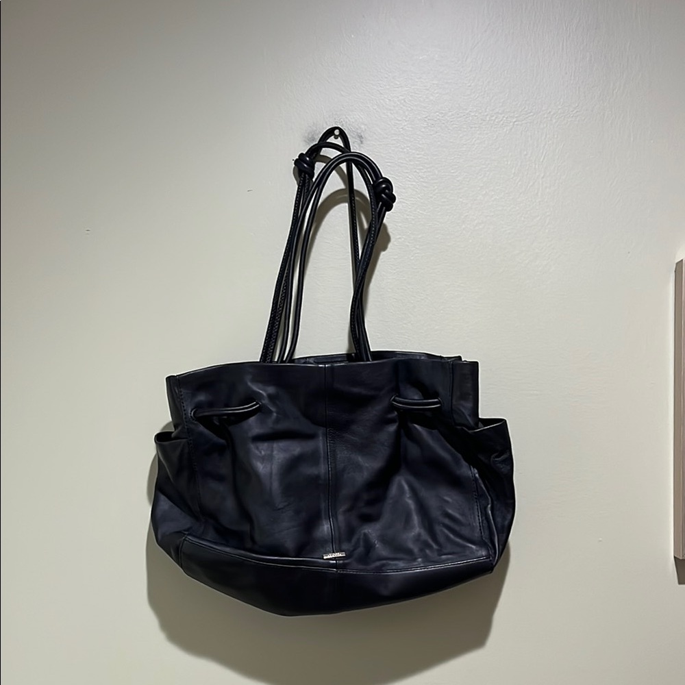 🌹Vince Camuto Black Leather Shoulder Bag